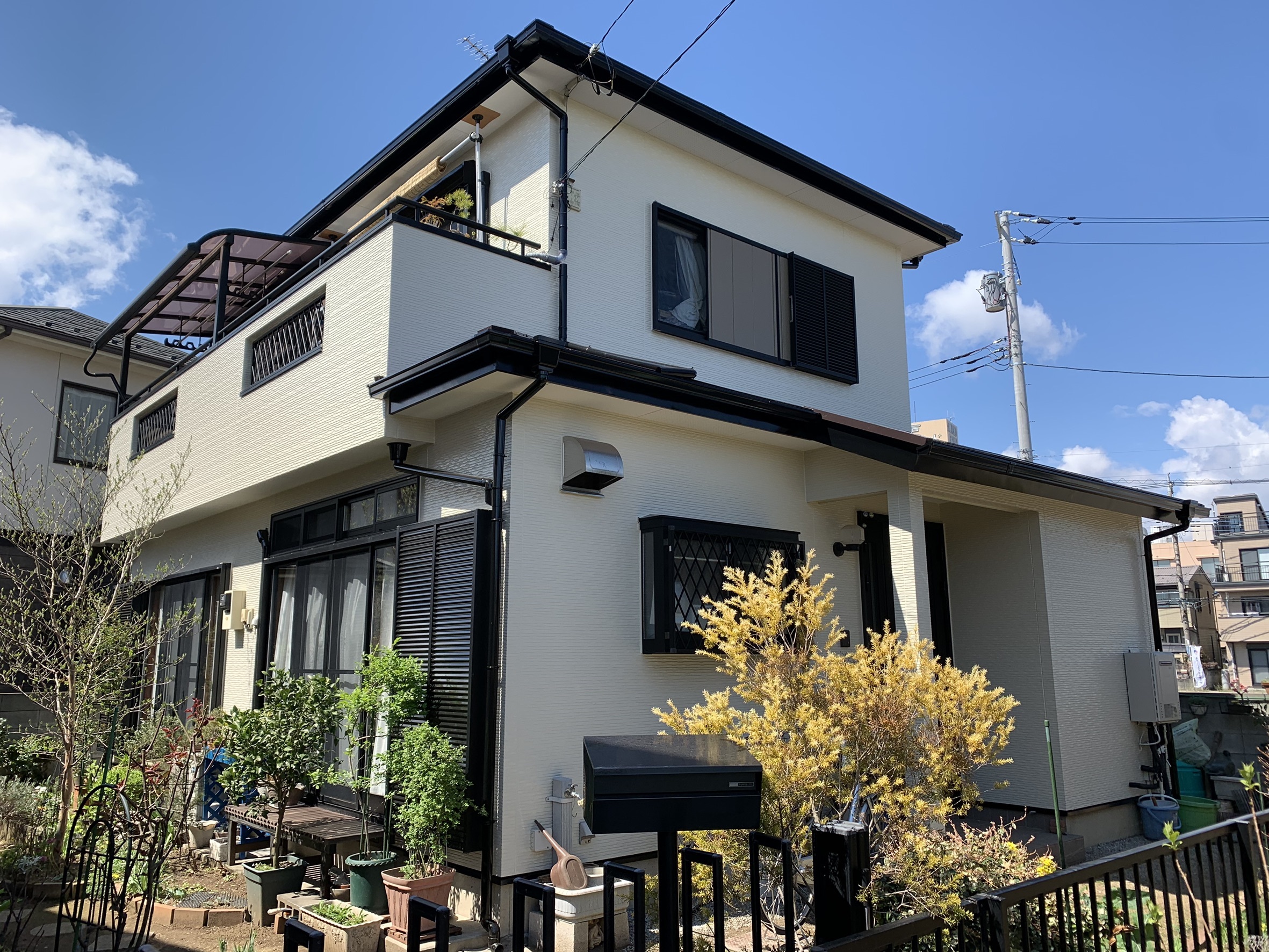 坂戸市T様邸　屋根、外壁塗装工事　屋根、外壁フッ素塗料で塗装しました！