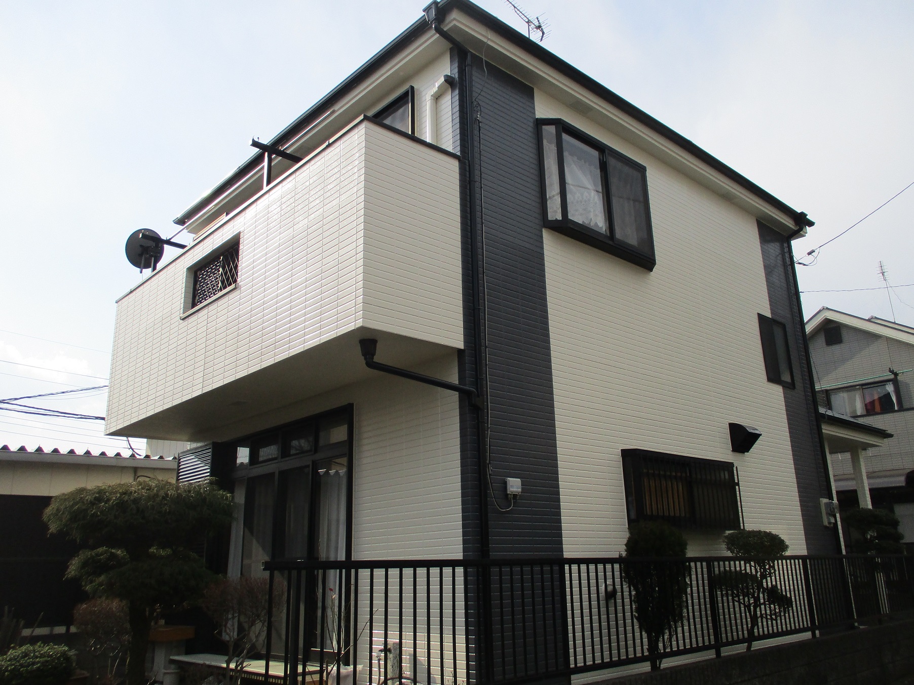 川越市K様邸　屋根、外壁塗装工事　アクセント色を入れてイメージが変わりました!!