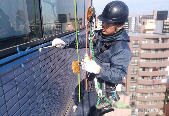 無足場工法（ロープアクセス施工）